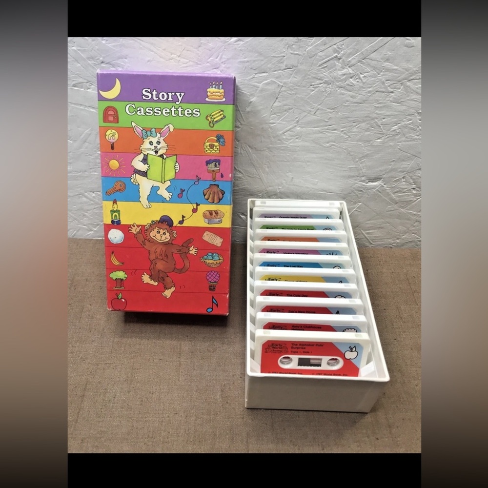 *Read Vintage 1987 Early World of Learning by World Book 10 Story Cassettes + 1